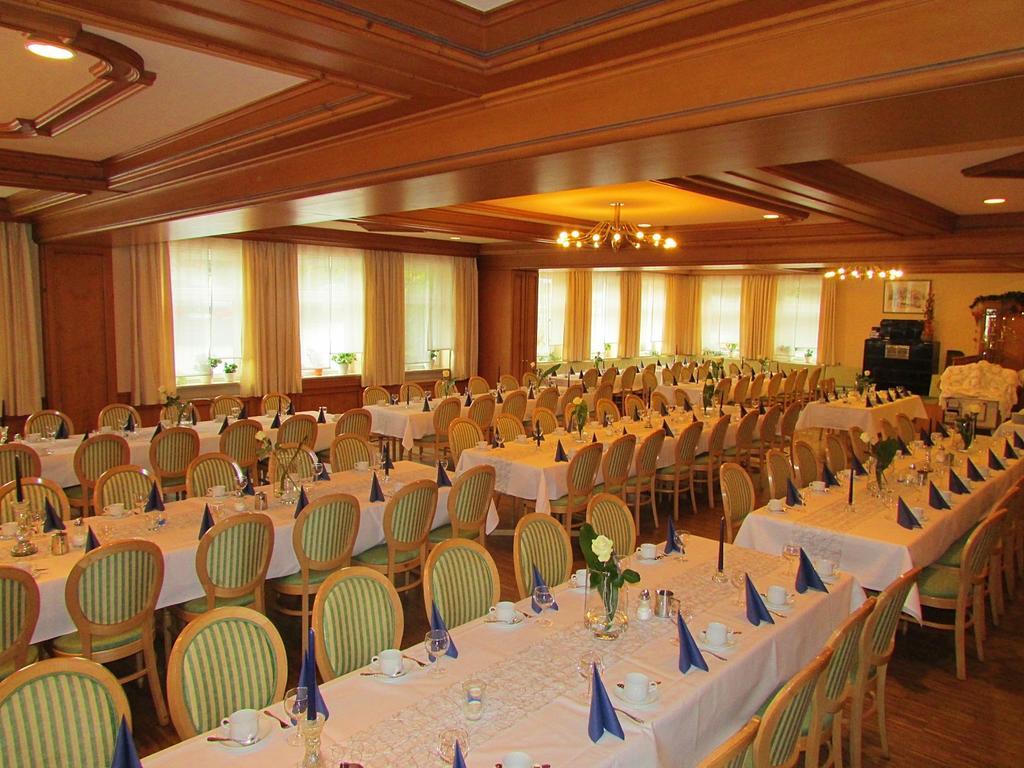 Landhotel Zum Boehm Roth  Dış mekan fotoğraf